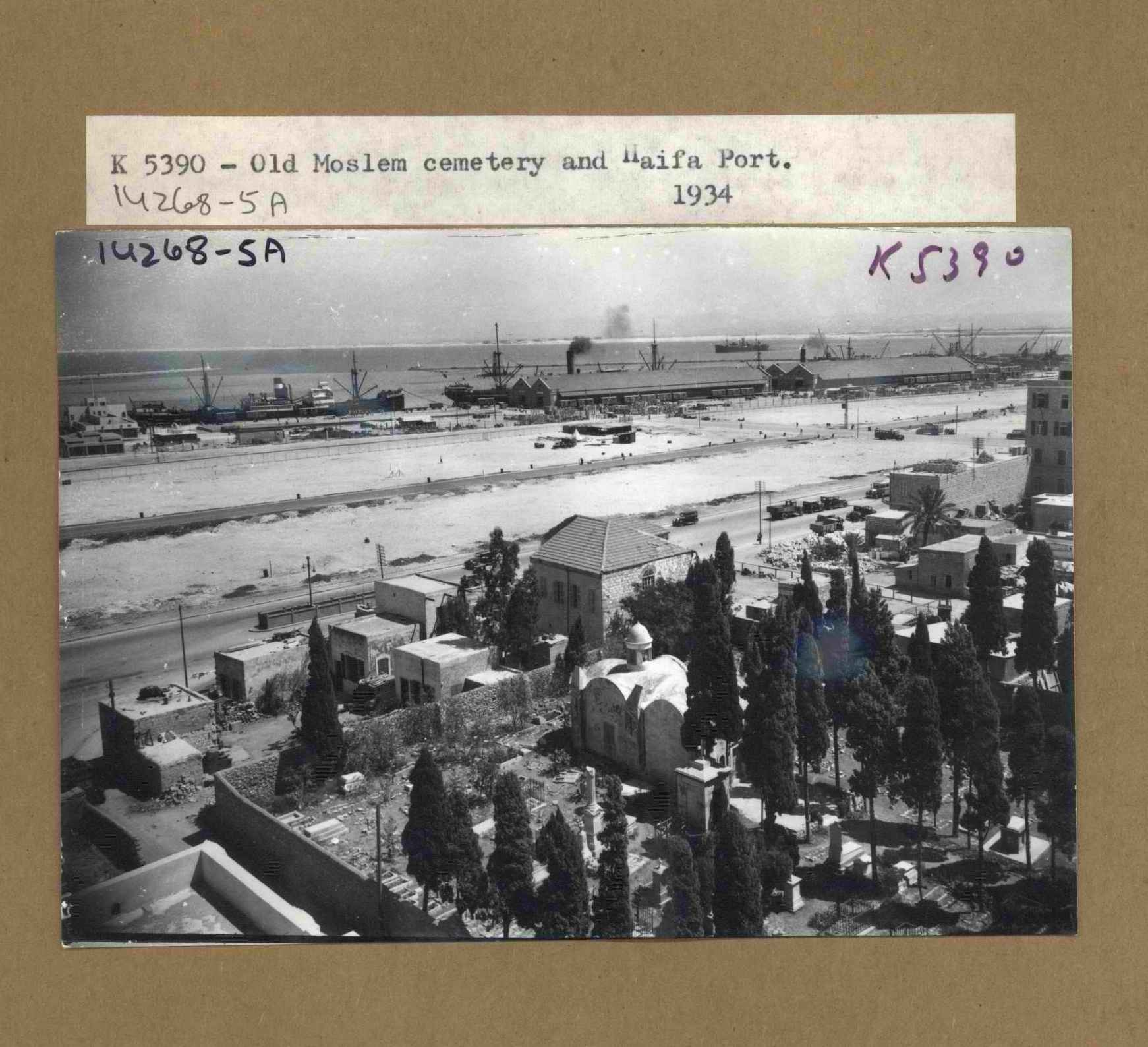 Cemetery Haifa 1934